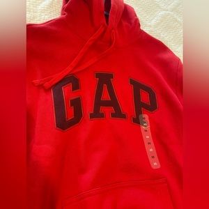 BRAND NEW GAP SWEATER - NWT